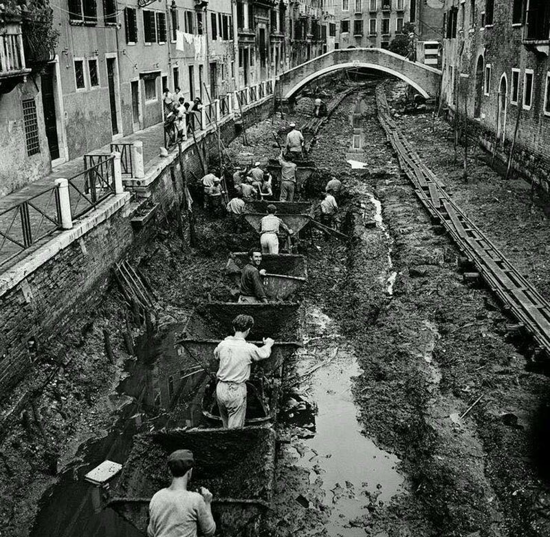 1956_venice_clean_up.jpg