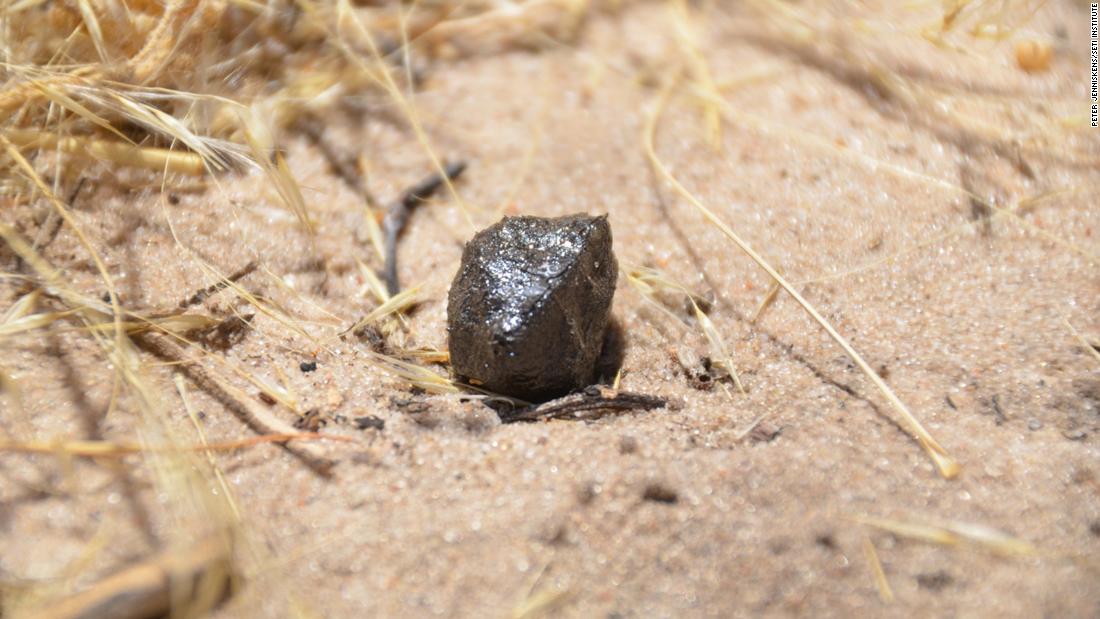 210427154858-03-2018-la-asteroid-meteorites-super-169.jpg