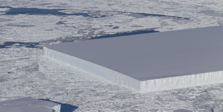 ice_wall_1_4.jpg